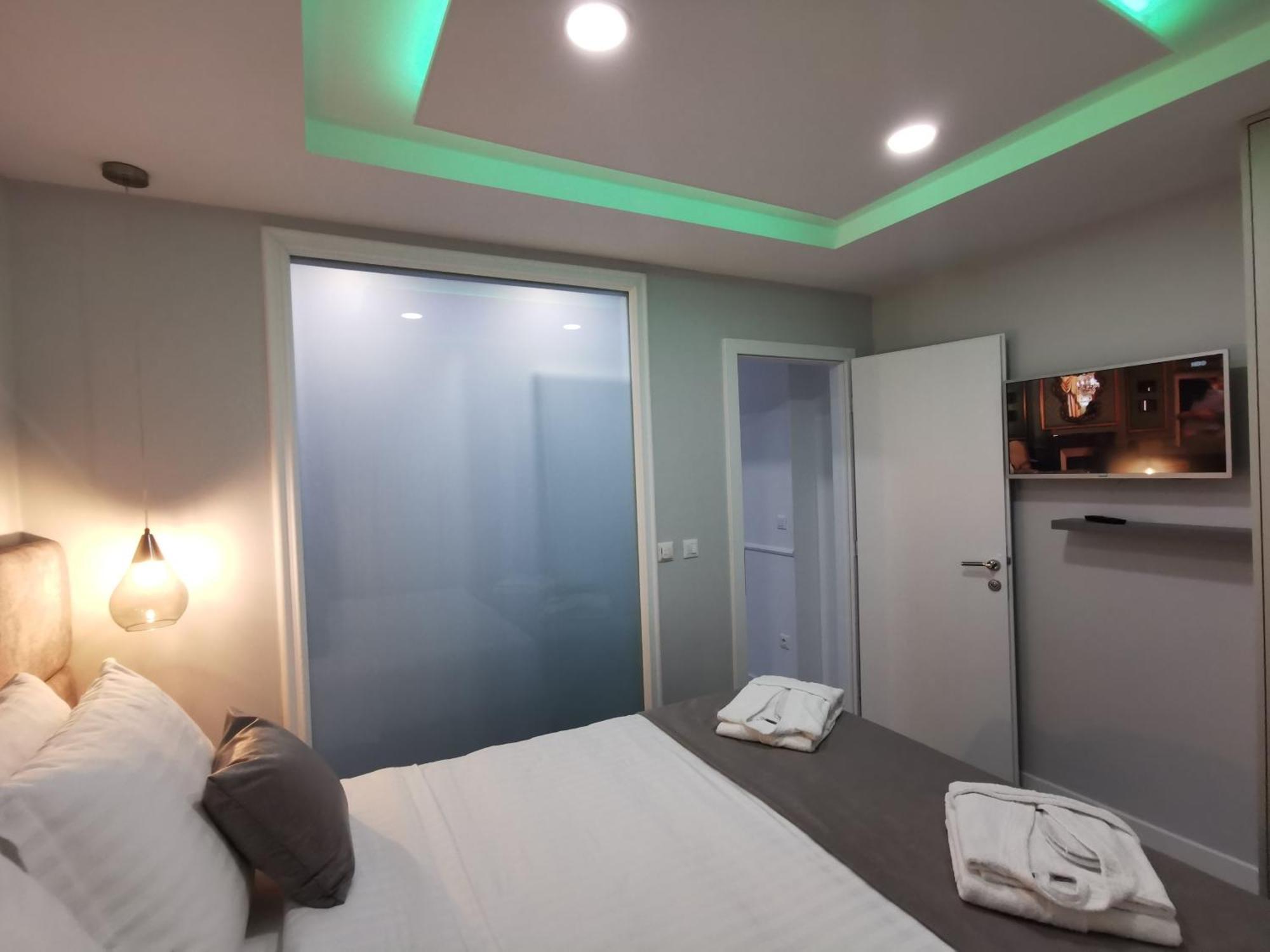 Luxury Apartment Galant 2 Split Kültér fotó